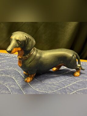6” Black Dog Figurine)